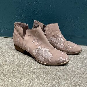 Seychelles Pink Floral Ankle Booties